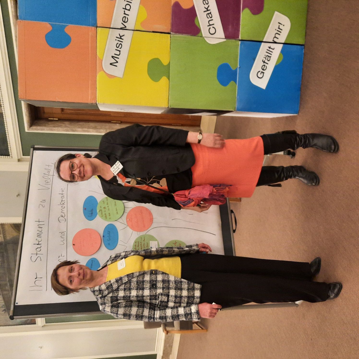 Democracy Nuggets-Initiative vorgestellt